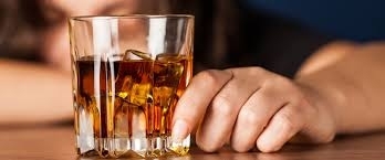 В Первомайскую больницу доставили пьяную школьницу в разорванной одежде: проводится расследование Фото № 0 В Первомайскую больницу доставили пьяную школьницу в разорванной одежде: проводится расследование Фото № 0