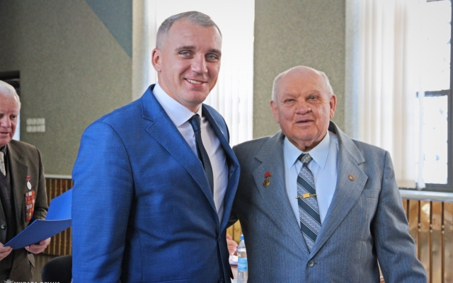 Мэр Николаева Александр Сенкевич принял участие в работе конференции Совета ветеранов Центрального района Фото № 23 Мэр Николаева Александр Сенкевич принял участие в работе конференции Совета ветеранов Центрального района Фото № 23