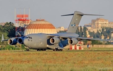 В Украину прилетели военные самолеты НАТО Фото № 3 В Украину прилетели военные самолеты НАТО Фото № 3