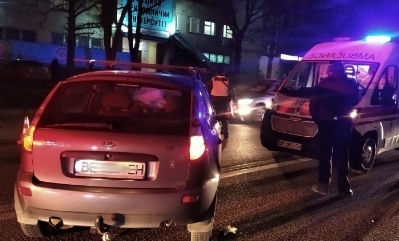 В больнице умер мужчина, который попал под колеса автомобиля на пр. Богоявленском Фото № 1 В больнице умер мужчина, который попал под колеса автомобиля на пр. Богоявленском Фото № 1
