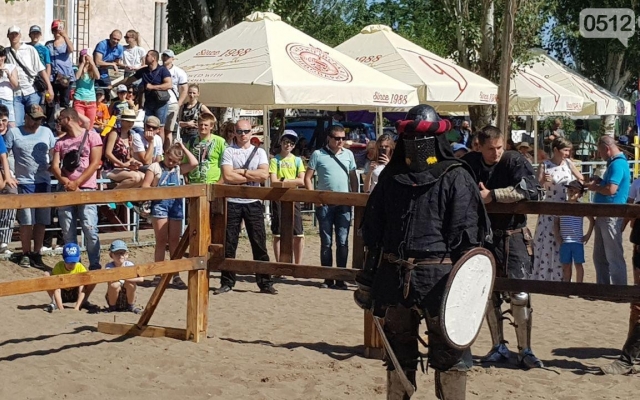 В Николаеве проходит III Рыцарский фестиваль исторического средневекового боя «Кубок Ольвии-2018» Фото № 7 В Николаеве проходит III Рыцарский фестиваль исторического средневекового боя «Кубок Ольвии-2018» Фото № 7