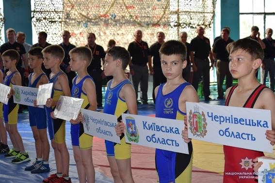 В Николаеве прошел Чемпионат Украины по вольной борьбе среди школьников Фото № 5 В Николаеве прошел Чемпионат Украины по вольной борьбе среди школьников Фото № 5