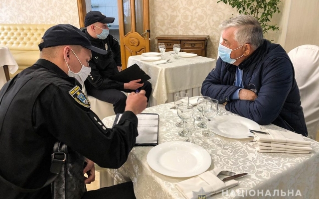 На депутатское рандеву в николаевском ресторане «Горожанин» отреагировала полиция Фото № 1 На депутатское рандеву в николаевском ресторане «Горожанин» отреагировала полиция Фото № 1