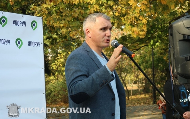 Мэр Николаева Александр Сенкевич встретился с жителями микрорайонов, прилегающих к Народному саду Фото № 1 Мэр Николаева Александр Сенкевич встретился с жителями микрорайонов, прилегающих к Народному саду Фото № 1