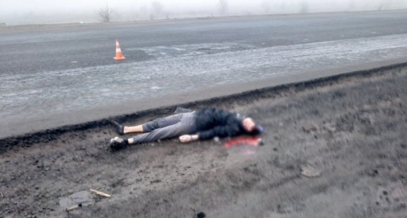 В Николаеве водитель слетел с дороги, а когда выбрался из автомобиля угодил под колеса и скончался на месте Фото № 4 В Николаеве водитель слетел с дороги, а когда выбрался из автомобиля угодил под колеса и скончался на месте Фото № 4