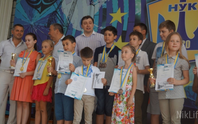 Николаевские мини-гроссмейстеры отстояли честь родного города на всеукраинском CHESS FEST Фото № 0 Николаевские мини-гроссмейстеры отстояли честь родного города на всеукраинском CHESS FEST Фото № 0