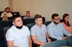 Николаевских прокуроров учили искать коррупционные активы Фото № 0 Николаевских прокуроров учили искать коррупционные активы Фото № 0