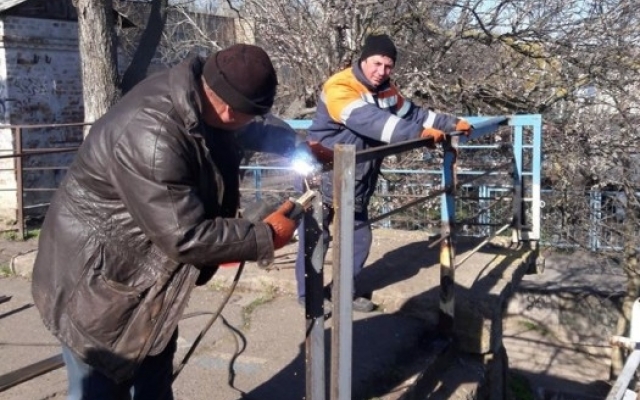 В Николаеве понтонный мост через Ингул откроют уже к концу недели Фото № 1 В Николаеве понтонный мост через Ингул откроют уже к концу недели Фото № 1