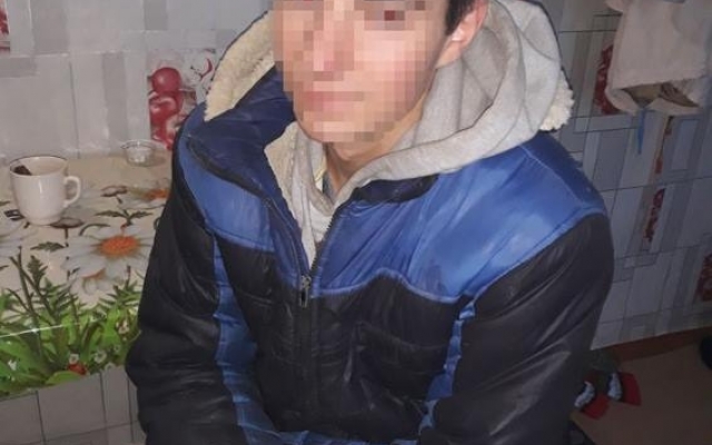 На Николаевщине водитель получил удар ножом в шею от пассажиров Фото № 0 На Николаевщине водитель получил удар ножом в шею от пассажиров Фото № 0