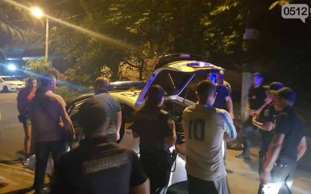 В центре Николаева два парня надругались над 12-летней девочкой Фото № 4 В центре Николаева два парня надругались над 12-летней девочкой Фото № 4
