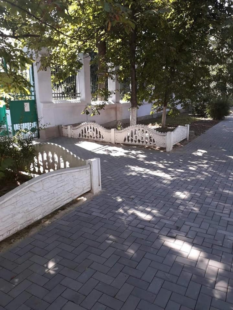 В николаевскую школу №4 дети пойдут по новой дорожке Фото № 1 В николаевскую школу №4 дети пойдут по новой дорожке Фото № 1