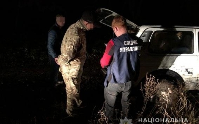 В Николаевской области поймали группу воров дизтоплива Фото № 0 В Николаевской области поймали группу воров дизтоплива Фото № 0