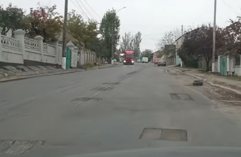 В Николаеве подрядчик забыл доделать ремонт дороги Фото № 0 В Николаеве подрядчик забыл доделать ремонт дороги Фото № 0