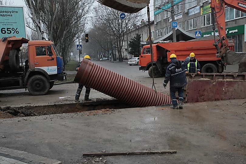 В Николаеве на Малой Морской возобновили движение Фото № 2 В Николаеве на Малой Морской возобновили движение Фото № 2