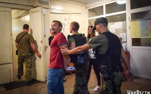«Мультик» заявил, что объявляет голодовку и требует допустить прессу на суд Фото № 0 «Мультик» заявил, что объявляет голодовку и требует допустить прессу на суд Фото № 0