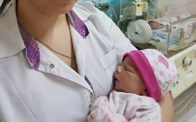 Девочку, которую на Николаевщине бросила мать, хотят удочерить Фото № 0 Девочку, которую на Николаевщине бросила мать, хотят удочерить Фото № 0