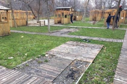 У депутата горсовета через суд забирают участок на Намыве под кафе Фото № 0 У депутата горсовета через суд забирают участок на Намыве под кафе Фото № 0
