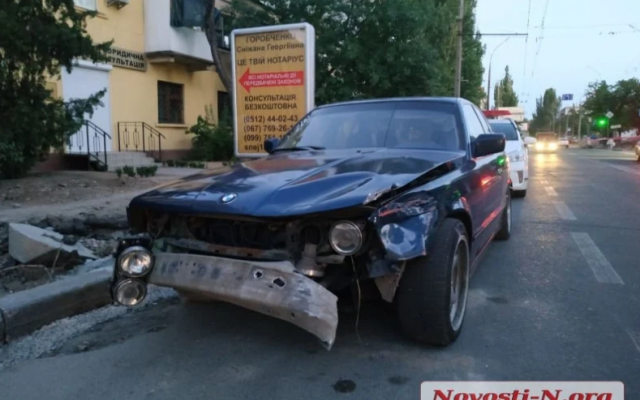 В Николаеве не поделили дорогу два В Николаеве не поделили дорогу два