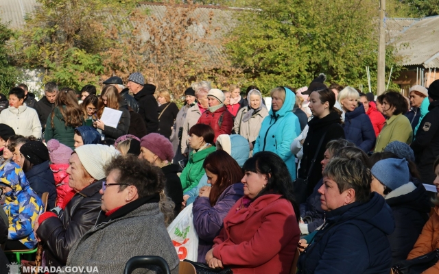 Мэр Николаева Александр Сенкевич встретился с жителями Варваровки Фото № 4 Мэр Николаева Александр Сенкевич встретился с жителями Варваровки Фото № 4