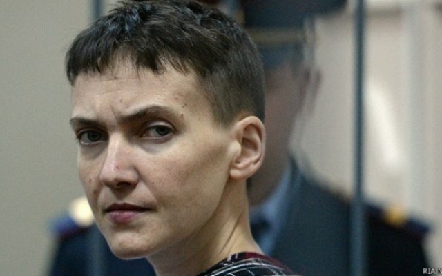 На встрече с горожанами Савченко забросали яйцами Фото № 0 На встрече с горожанами Савченко забросали яйцами Фото № 0