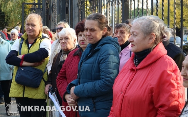 Мэр Николаева Александр Сенкевич встретился с жителями микрорайонов, прилегающих к Народному саду Фото № 12 Мэр Николаева Александр Сенкевич встретился с жителями микрорайонов, прилегающих к Народному саду Фото № 12