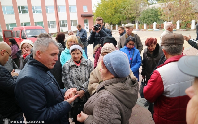 Мэр Николаева Александр Сенкевич встретился с жителями Варваровки Фото № 10 Мэр Николаева Александр Сенкевич встретился с жителями Варваровки Фото № 10