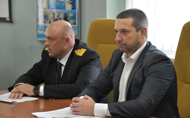 Губернатор Николаевской области Александр Стадник встретился с работниками Стивидорной компании «Ольвия » Фото № 0 Губернатор Николаевской области Александр Стадник встретился с работниками Стивидорной компании «Ольвия » Фото № 0