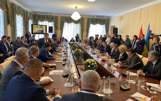 Губернатор Николаевской области принимает участие во Втором форуме регионов Украины и Республики Беларусь Фото № 3 Губернатор Николаевской области принимает участие во Втором форуме регионов Украины и Республики Беларусь Фото № 3