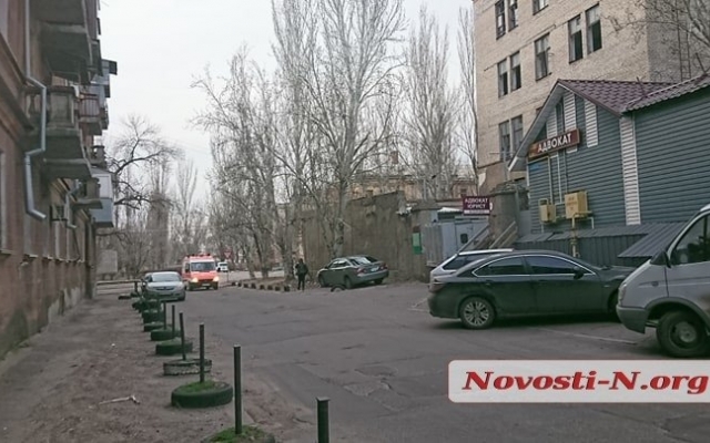 В Николаеве избирают меру пресечения водителю Range Rover, перевернувшего маршрутку Фото № 3 В Николаеве избирают меру пресечения водителю Range Rover, перевернувшего маршрутку Фото № 3