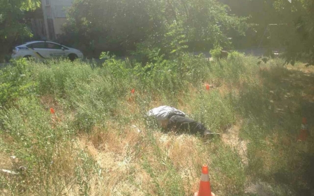 В заводском районе Николаева обнаружили два трупа мужчин Фото № 1 В заводском районе Николаева обнаружили два трупа мужчин Фото № 1