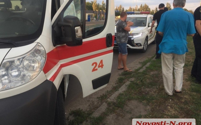 На выезде из Николаева автомобиль слетел с дороги, в машине находились трое с признаками серьезного наркотического опьянения Фото № 10 На выезде из Николаева автомобиль слетел с дороги, в машине находились трое с признаками серьезного наркотического опьянения Фото № 10