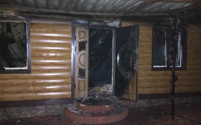 В Первомайском районе спасатели ликвидировали пожар в частном жилом секторе Фото № 0 В Первомайском районе спасатели ликвидировали пожар в частном жилом секторе Фото № 0