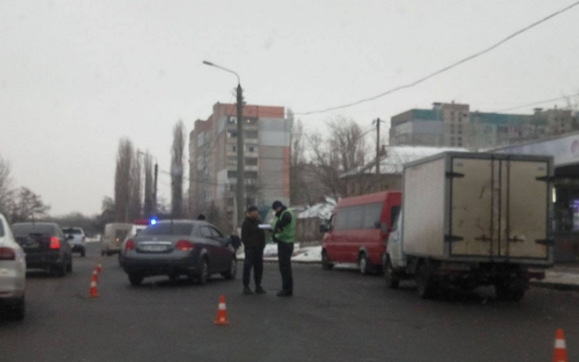 В Николаеве на Троицкой улице произошло ДТП Фото № 0 В Николаеве на Троицкой улице произошло ДТП Фото № 0