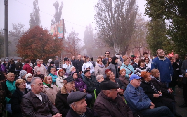 Продолжаются отчеты мэра Николаева: Александр Сенкевич встретился с жителями Центрального района Фото № 2 Продолжаются отчеты мэра Николаева: Александр Сенкевич встретился с жителями Центрального района Фото № 2