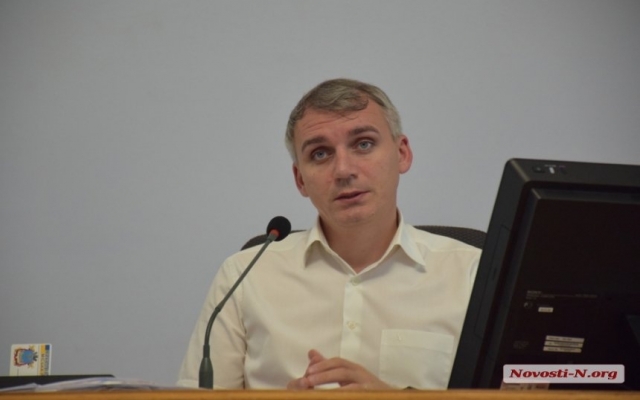 Мэр Николаева Александр Сенкевич пообещал снести цветочный рынок на Спасской Фото № 0 Мэр Николаева Александр Сенкевич пообещал снести цветочный рынок на Спасской Фото № 0