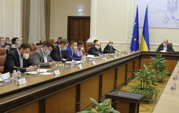 Кабмин ввел режим ЧС по всей Украине! Карантин продлен на месяц Фото № 0 Кабмин ввел режим ЧС по всей Украине! Карантин продлен на месяц Фото № 0