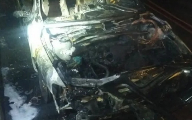 В Николаеве подожгли авто главы «Нацкорпуса» Фото № 1 В Николаеве подожгли авто главы «Нацкорпуса» Фото № 1