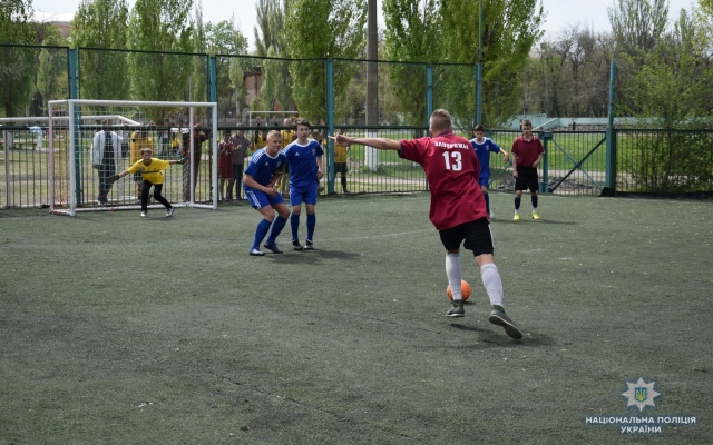 Воспитанники школы-интерната №5 стали победителями Всеукраинского турнира по футзалу FOOTBALL FOR KIDS Фото № 8 Воспитанники школы-интерната №5 стали победителями Всеукраинского турнира по футзалу FOOTBALL FOR KIDS Фото № 8
