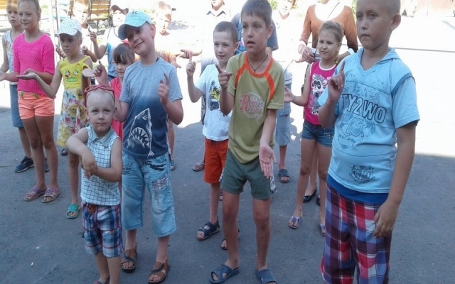 Николаевцы вышли на праздник двора в Заводском районе Фото № 2 Николаевцы вышли на праздник двора в Заводском районе Фото № 2
