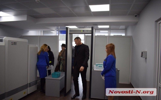 Из Николаева совершен первый пробный рейс по маршруту «Николаев-Киев-Николаев» с депутатами и чиновниками на борту Фото № 11 Из Николаева совершен первый пробный рейс по маршруту «Николаев-Киев-Николаев» с депутатами и чиновниками на борту Фото № 11