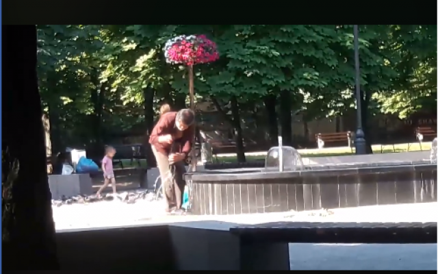 В городских фонтанах детям руками лучше не бултыхаться – николаевцев предупреждают Фото № 0 В городских фонтанах детям руками лучше не бултыхаться – николаевцев предупреждают Фото № 0
