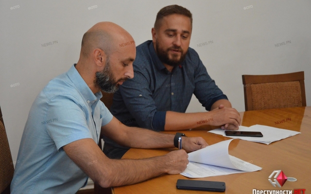 Городские власти подписали договор с польской фирмой на проектирование ремонта Варваровского моста Фото № 0 Городские власти подписали договор с польской фирмой на проектирование ремонта Варваровского моста Фото № 0