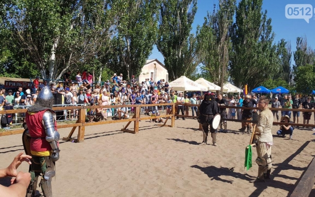 В Николаеве проходит III Рыцарский фестиваль исторического средневекового боя «Кубок Ольвии-2018» Фото № 8 В Николаеве проходит III Рыцарский фестиваль исторического средневекового боя «Кубок Ольвии-2018» Фото № 8
