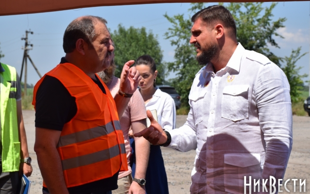 Губернатор Савченко призвал госслужащих говорить по-украински Фото № 0 Губернатор Савченко призвал госслужащих говорить по-украински Фото № 0