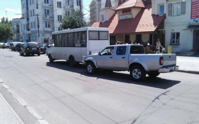 На Садовой улице в Николаеве произошло ДТП при участии На Садовой улице в Николаеве произошло ДТП при участии