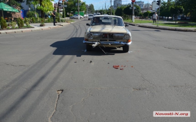 В районе Садовой в Николаеве столкнулись В районе Садовой в Николаеве столкнулись