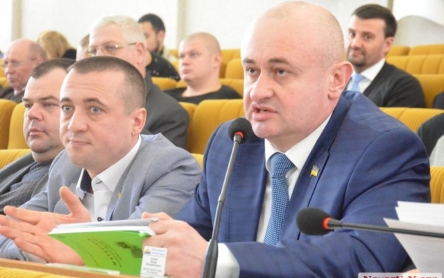 Депутат Николаевского облсовета Олабин призвал открыть уголовное дело на Порошенко Фото № 0 Депутат Николаевского облсовета Олабин призвал открыть уголовное дело на Порошенко Фото № 0