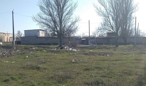 «Владельцы гаражей сваливают мусор в поле», – николаевец просит ликвидировать свалку в Корабельном Фото № 0 «Владельцы гаражей сваливают мусор в поле», – николаевец просит ликвидировать свалку в Корабельном Фото № 0