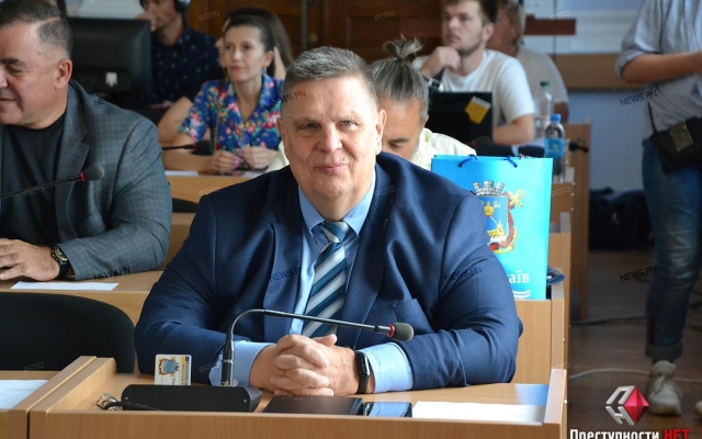 Сессия Николаевского горсовета: Депутаты тайным голосованием присвоили звания почетного семи горожанам Фото № 3 Сессия Николаевского горсовета: Депутаты тайным голосованием присвоили звания почетного семи горожанам Фото № 3