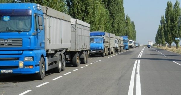В Николаеве грузовики вновь устроили транспортный коллапс, — активисты винят в проблеме диспетчеров «Ника-Теры» Фото № 0 В Николаеве грузовики вновь устроили транспортный коллапс, — активисты винят в проблеме диспетчеров «Ника-Теры» Фото № 0